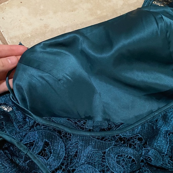 Adrianna Papell Emerald Green Embroidered Midi Dress - Picture 8 of 8